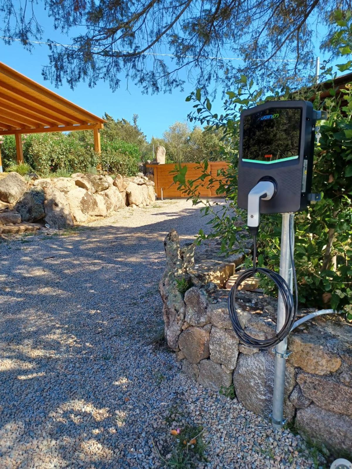 Suite Mirialveda San Pantaleo Eksteriør bilde